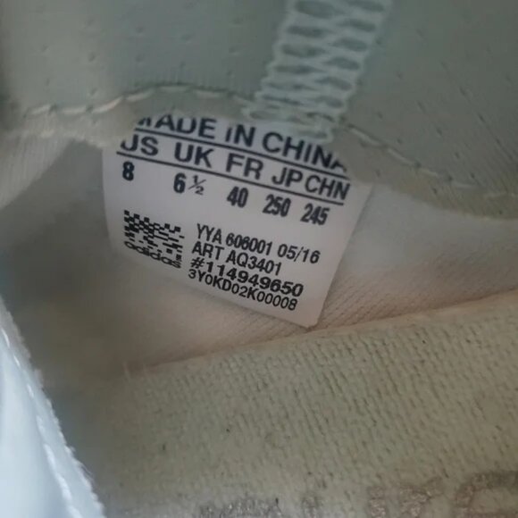 Adidas Light Blue and Pink/Peach Pureboost x Sneakers. - Picture 7 of 8